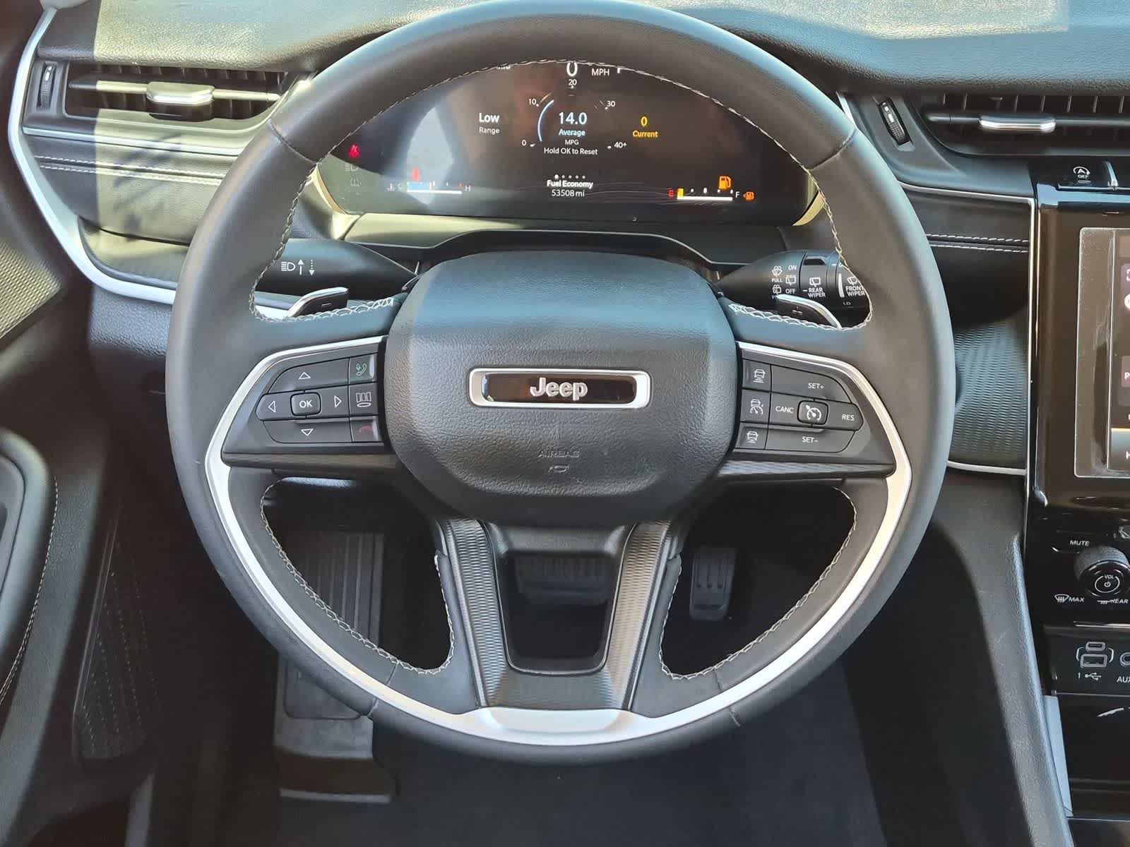 2023 Jeep Grand Cherokee Laredo