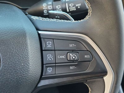 2023 Jeep Grand Cherokee Laredo