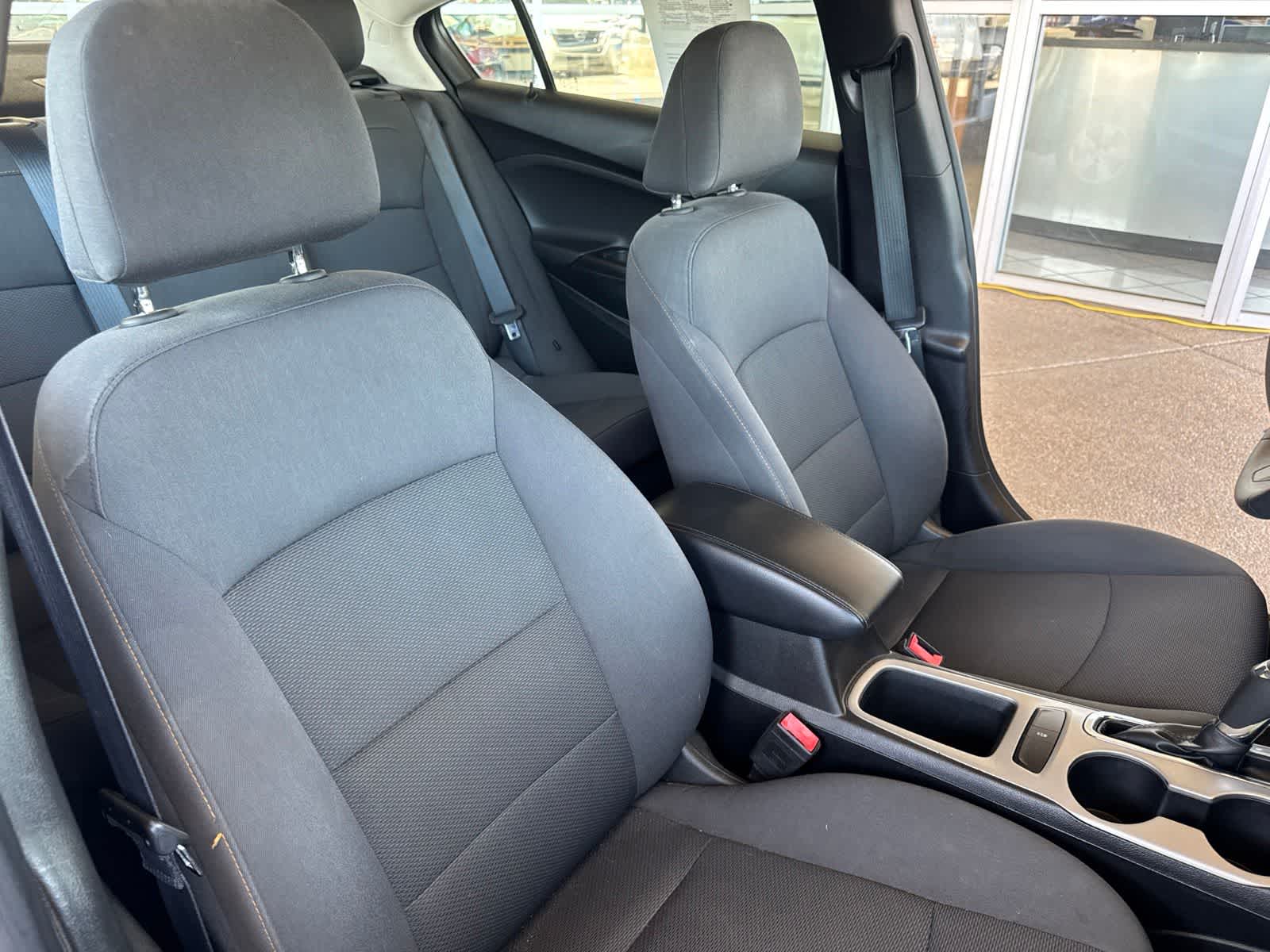 2018 Chevrolet Cruze LS