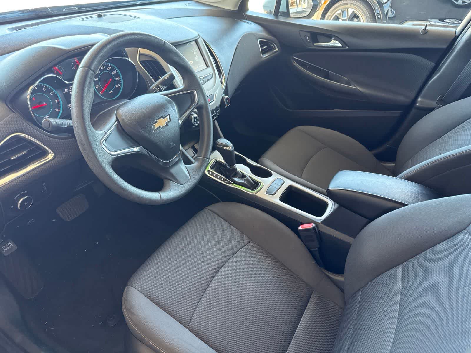 2018 Chevrolet Cruze LS