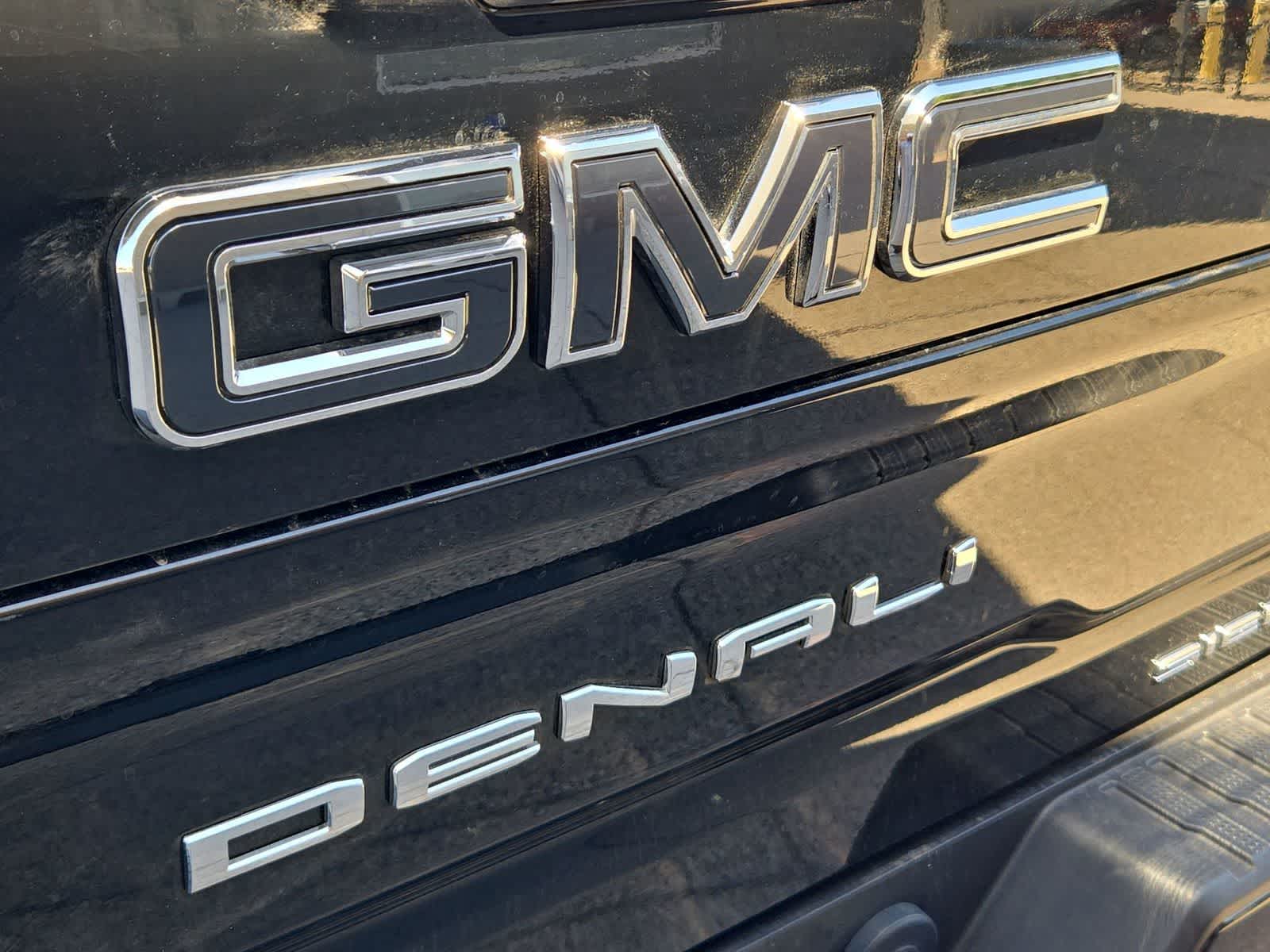 2025 GMC Sierra 2500HD Denali Ultimate