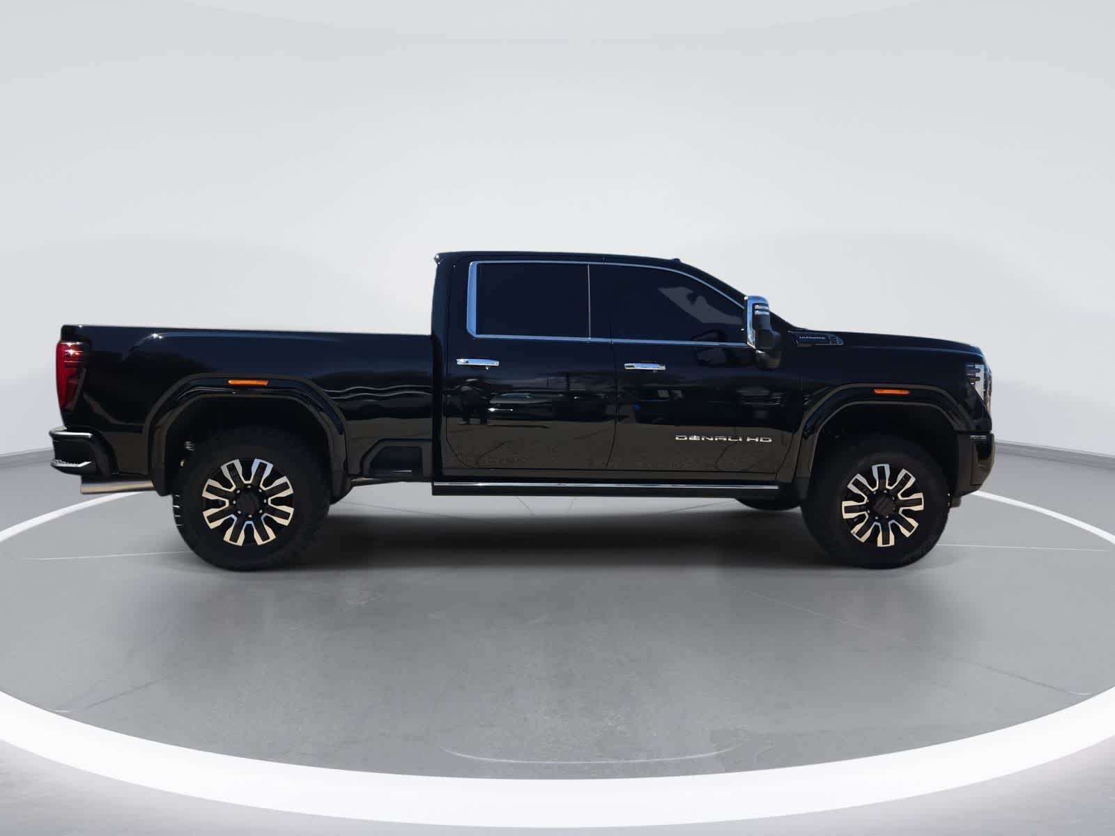 2025 GMC Sierra 2500HD Denali Ultimate