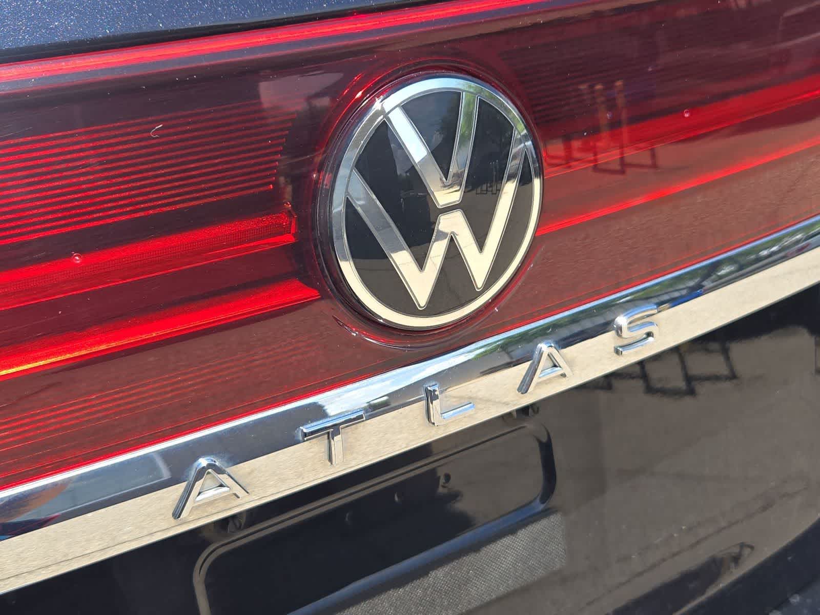 2024 Volkswagen Atlas 2.0T SE w/Technology