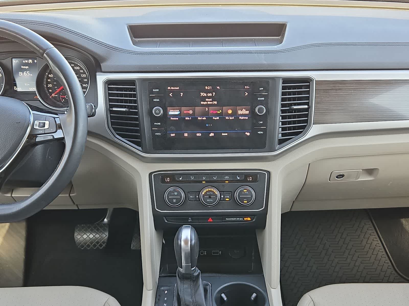 2019 Volkswagen Atlas 3.6L V6 SE w/Technology