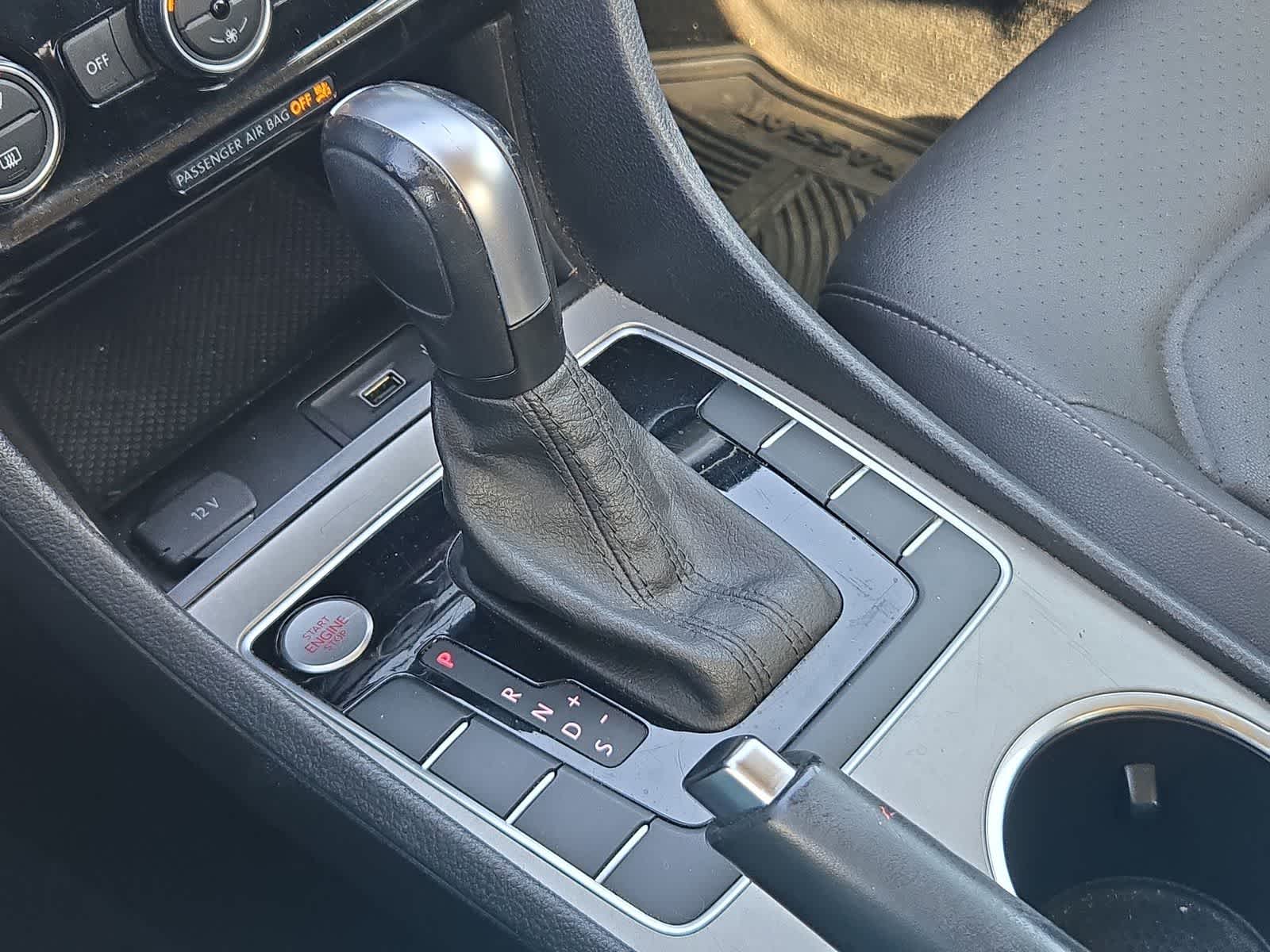 2021 Volkswagen Passat 2.0T SE
