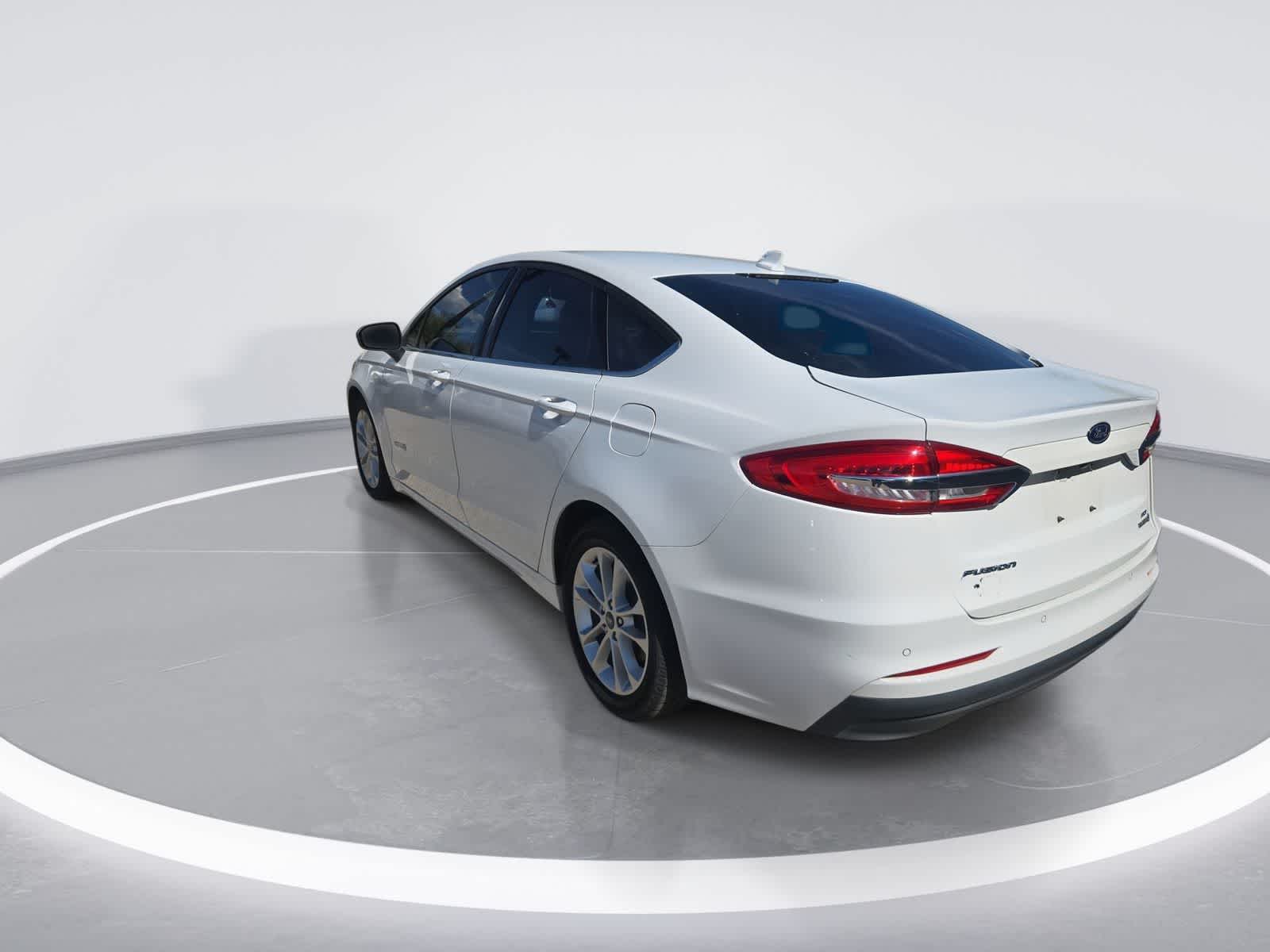 2019 Ford Fusion Hybrid SE