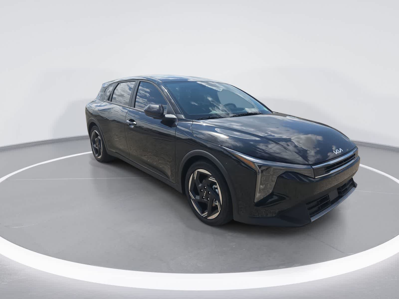2026 Kia K4 Hatchback EX