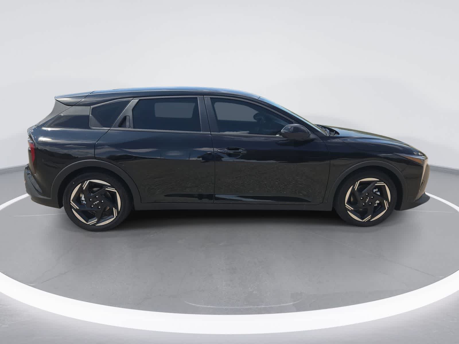 2026 Kia K4 Hatchback EX