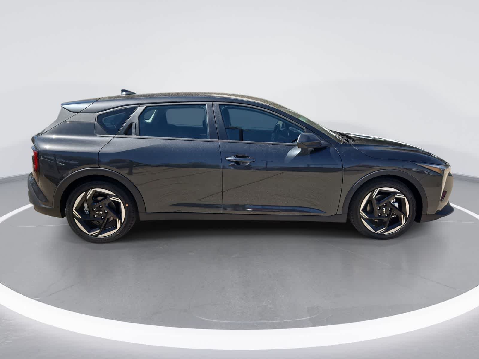2026 Kia K4 Hatchback EX
