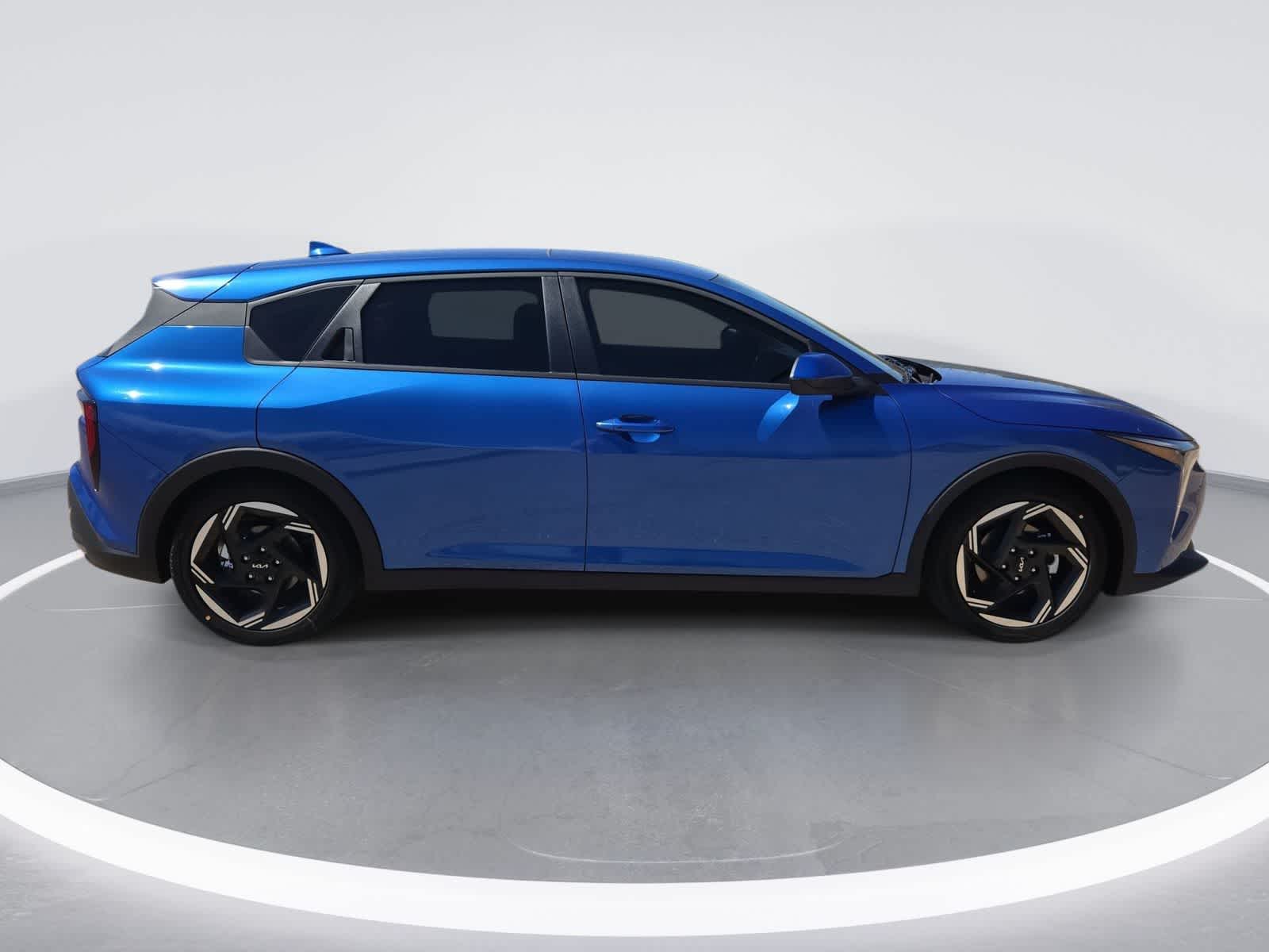 2026 Kia K4 Hatchback EX