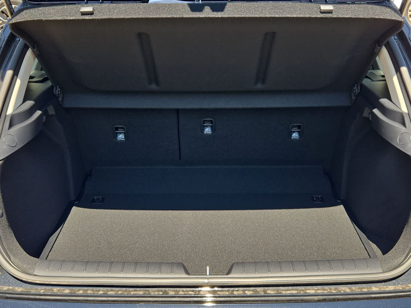 2026 Kia K4 Hatchback EX