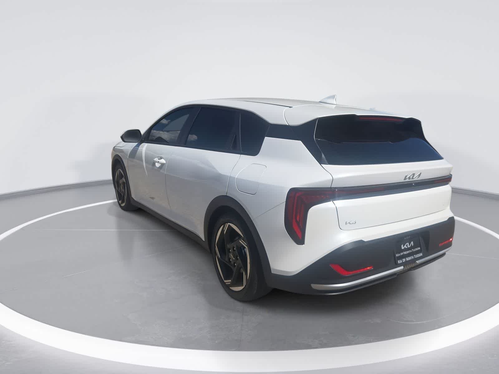 2026 Kia K4 Hatchback EX