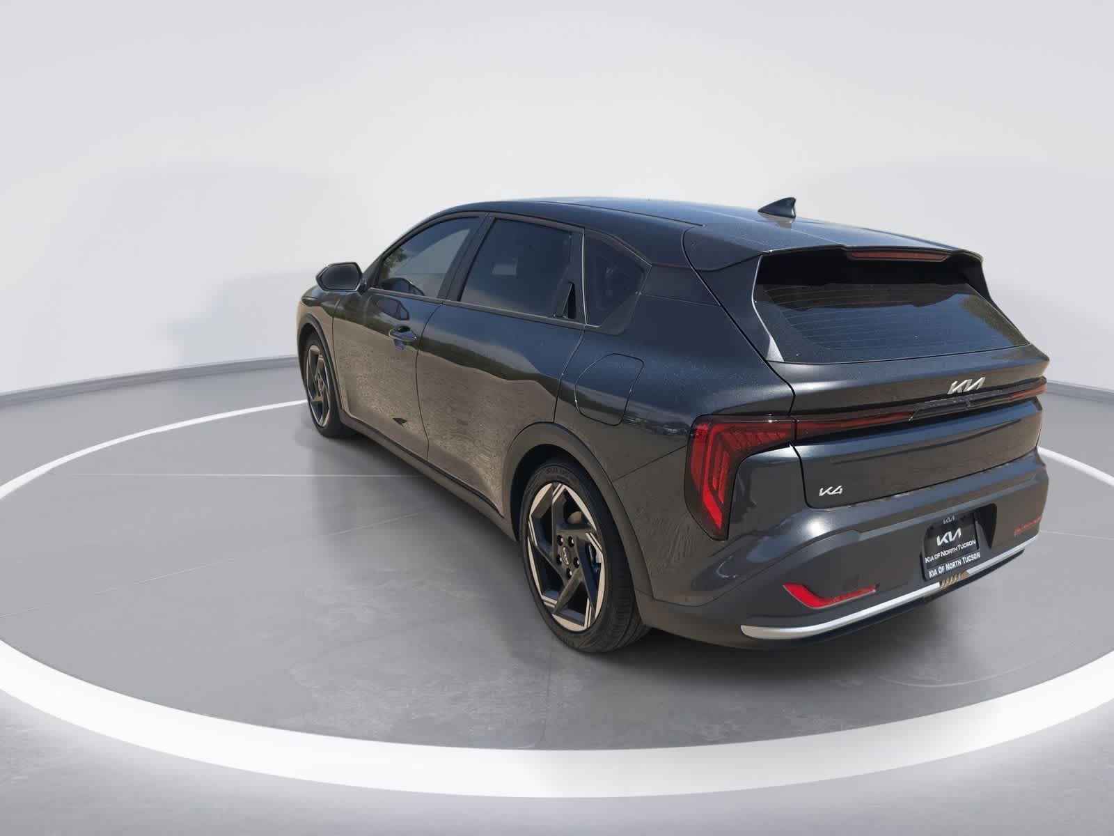 2026 Kia K4 Hatchback EX