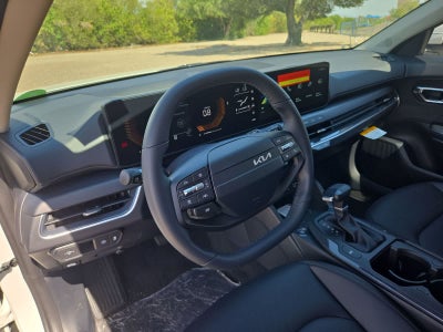 2026 Kia K4 Hatchback EX