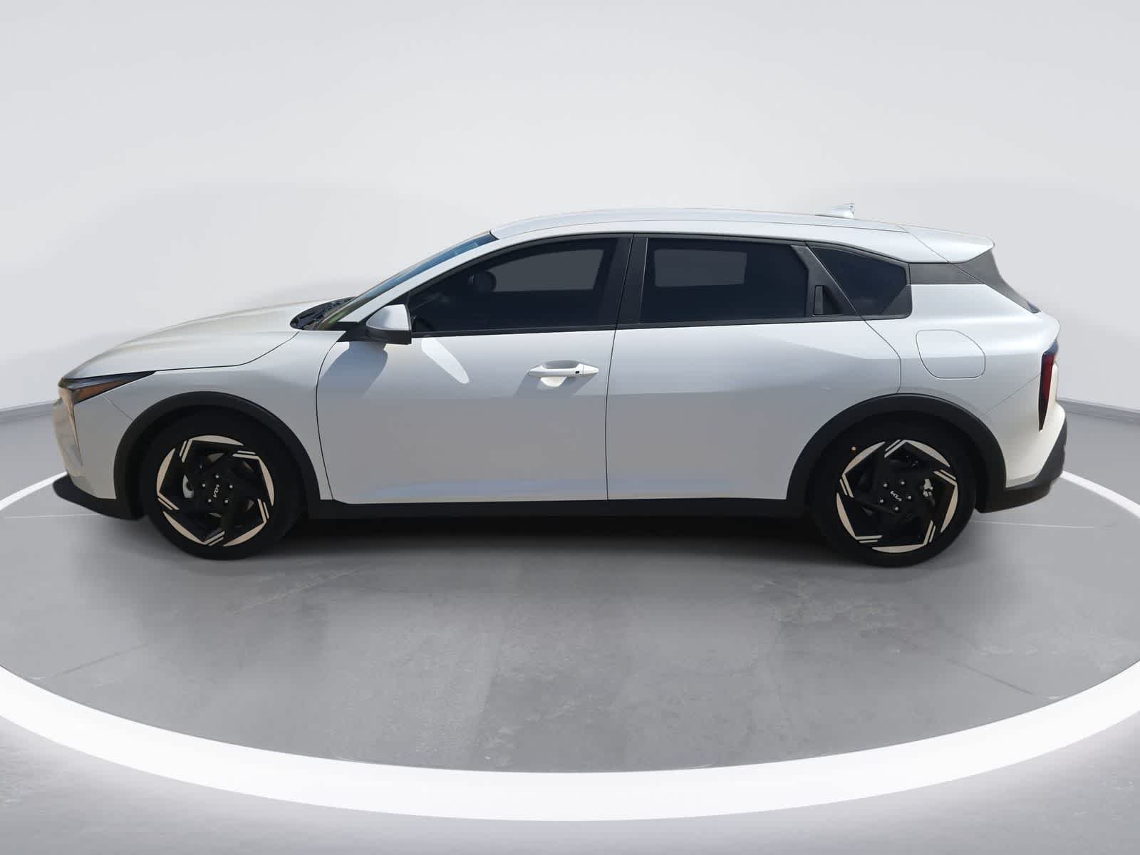 2026 Kia K4 Hatchback EX