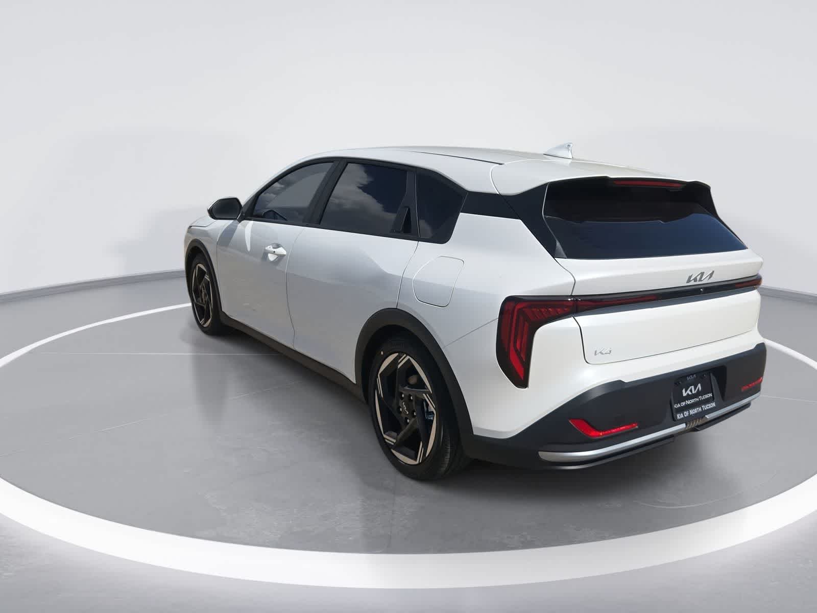 2026 Kia K4 Hatchback EX