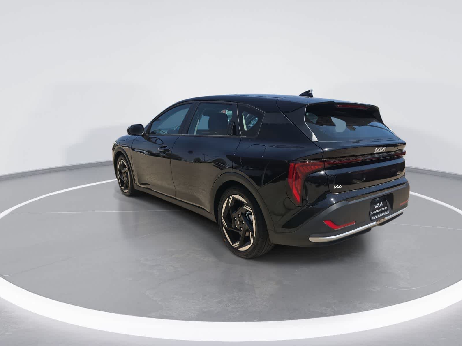 2026 Kia K4 Hatchback EX