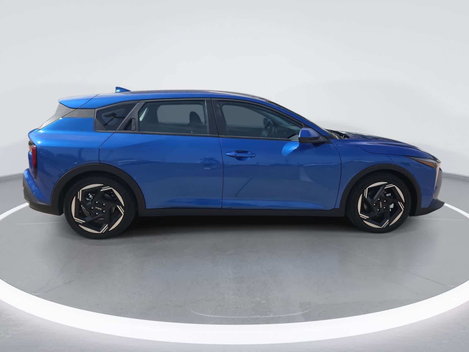 2026 Kia K4 Hatchback EX