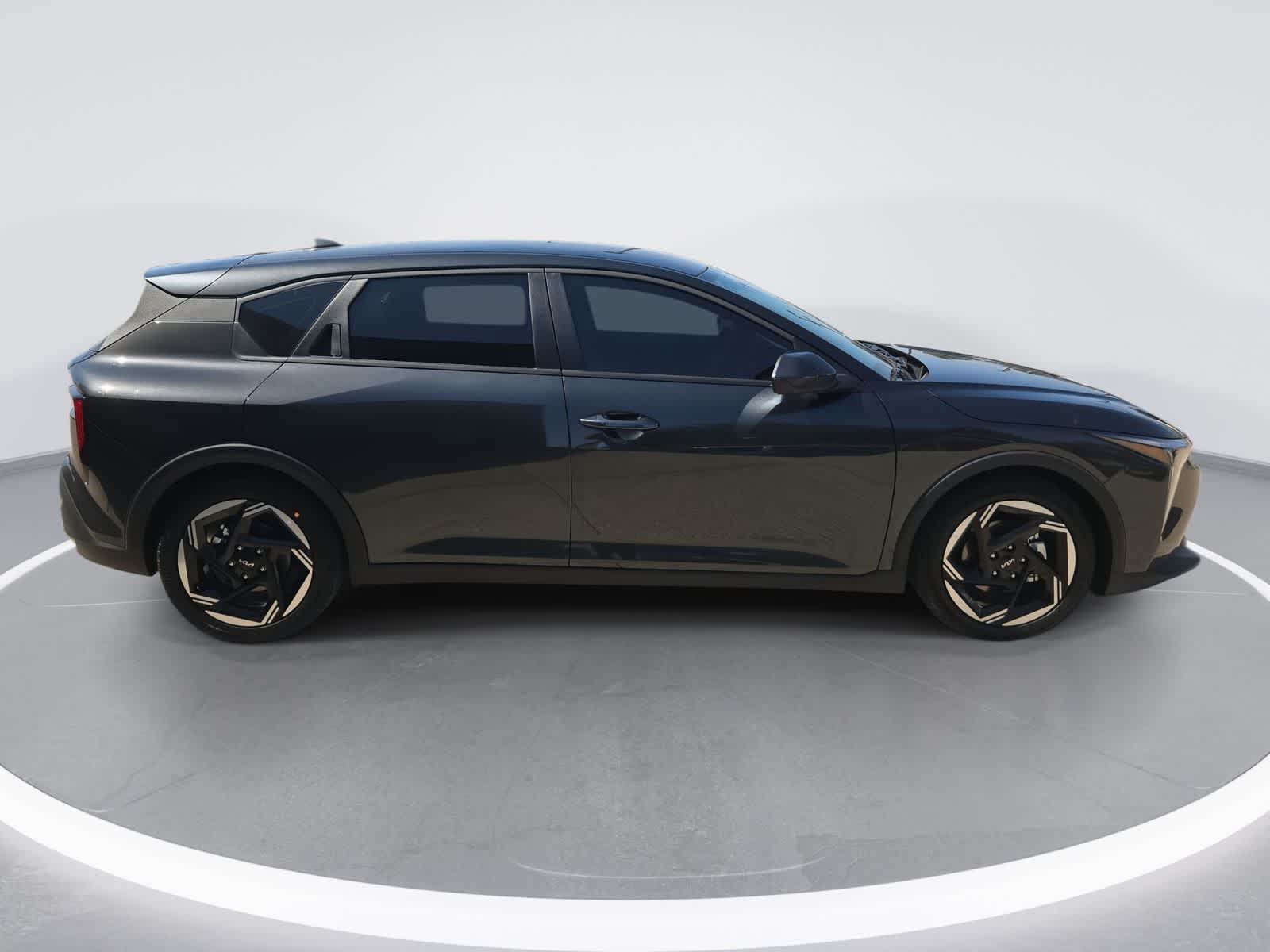 2026 Kia K4 Hatchback EX