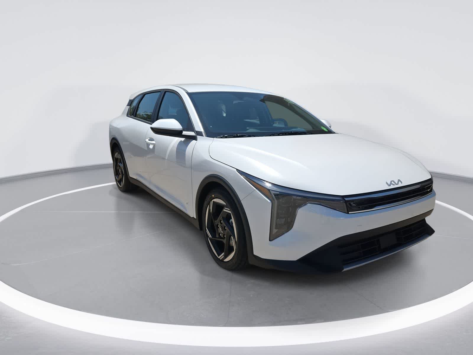 2026 Kia K4 Hatchback EX