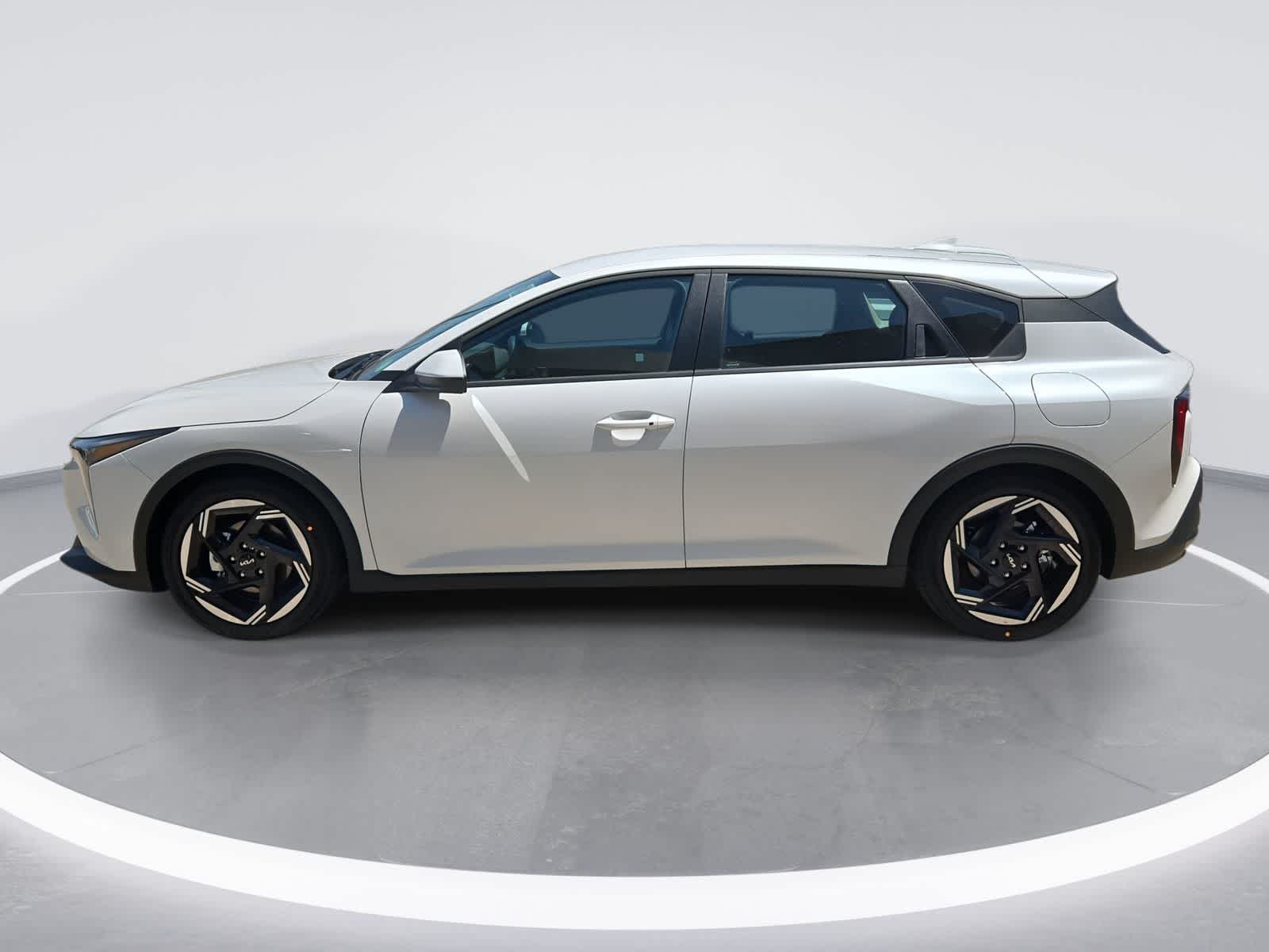 2026 Kia K4 Hatchback EX