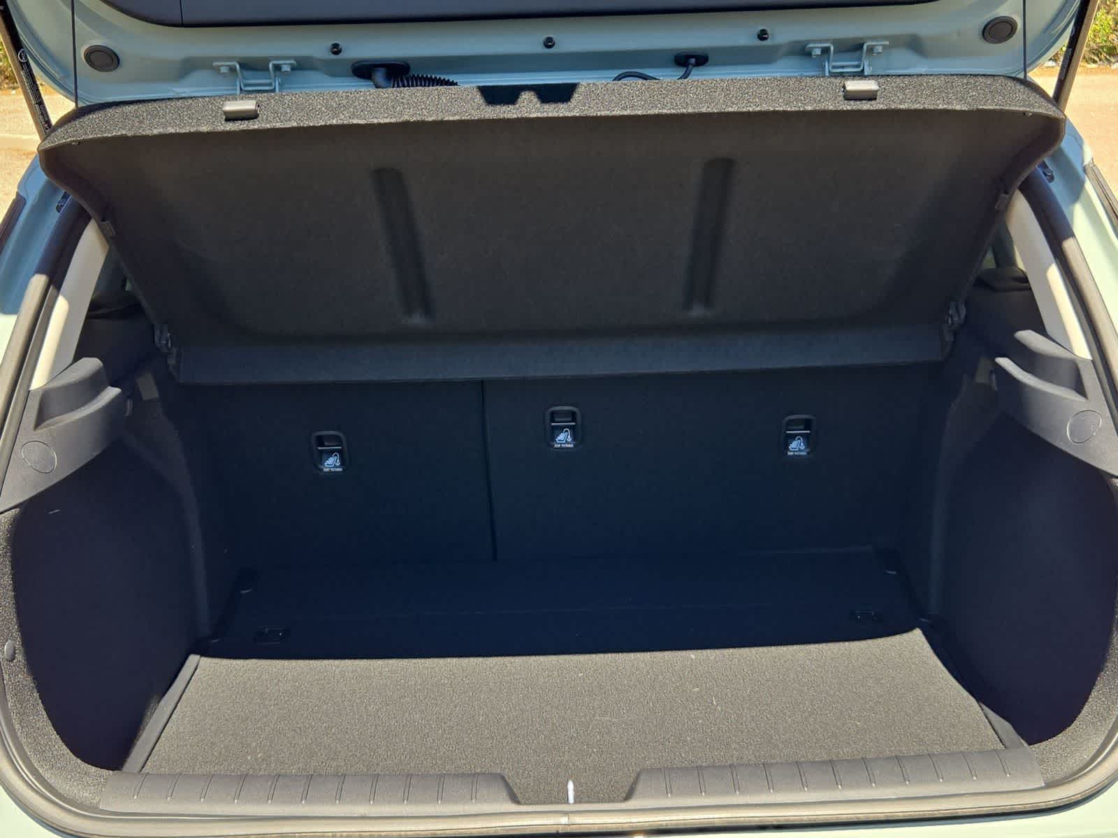 2026 Kia K4 Hatchback EX