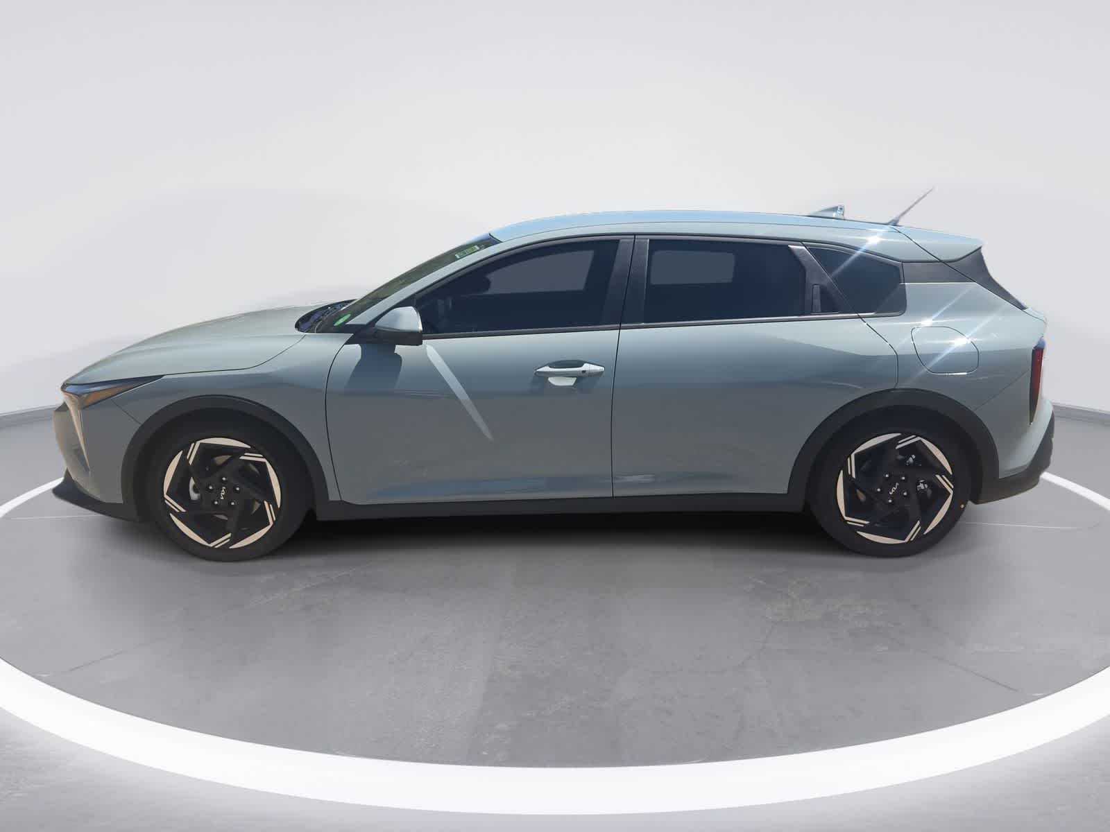 2026 Kia K4 Hatchback EX