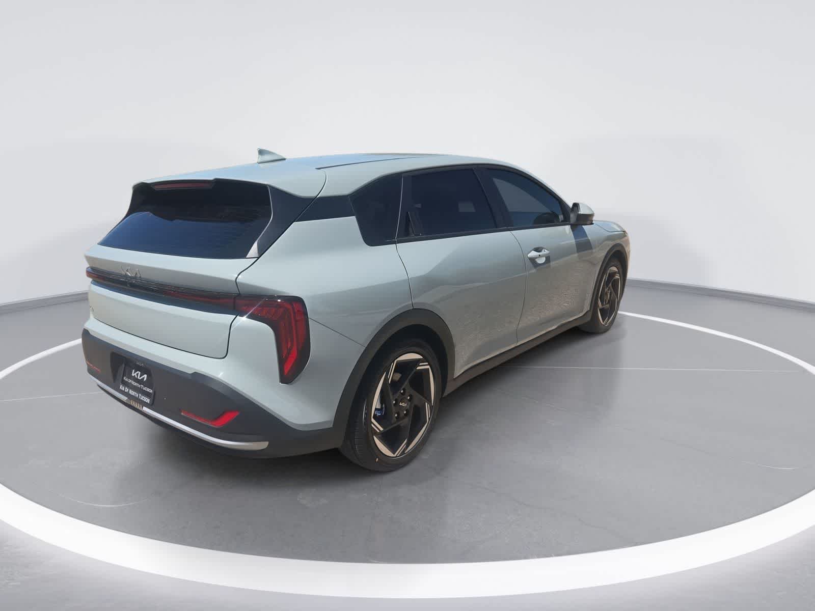 2026 Kia K4 Hatchback EX