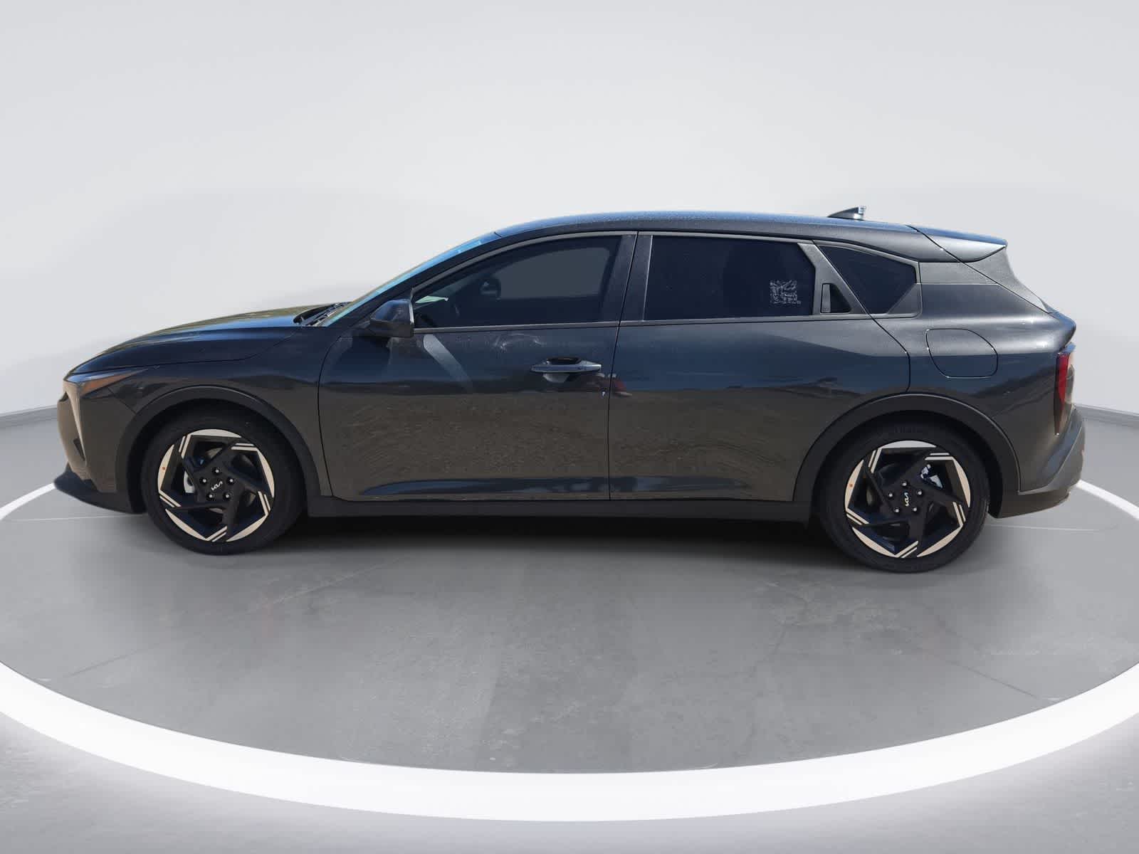 2026 Kia K4 Hatchback EX