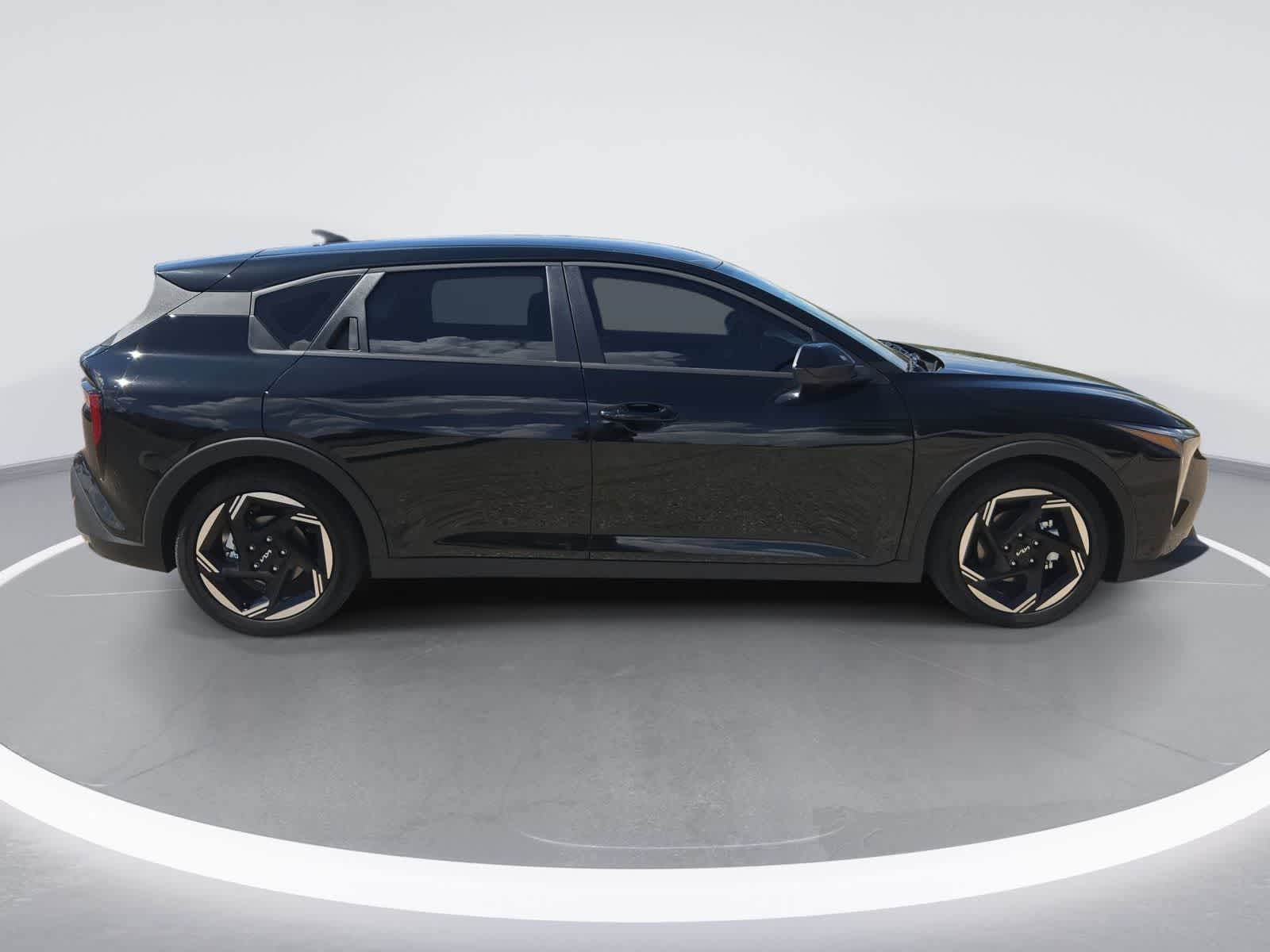 2026 Kia K4 Hatchback EX