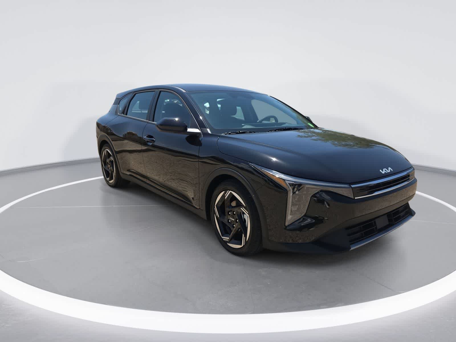 2026 Kia K4 Hatchback EX