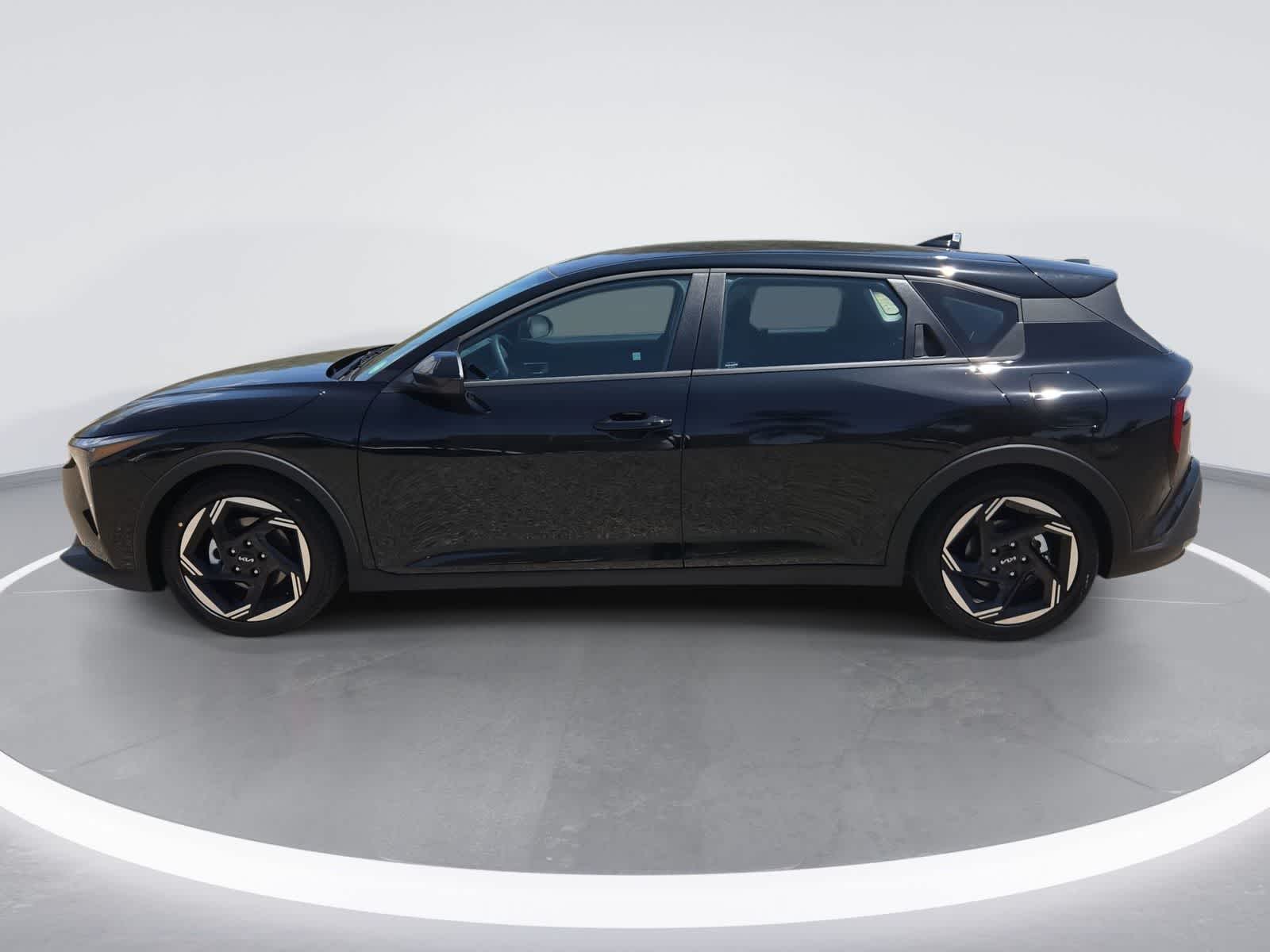 2026 Kia K4 Hatchback EX