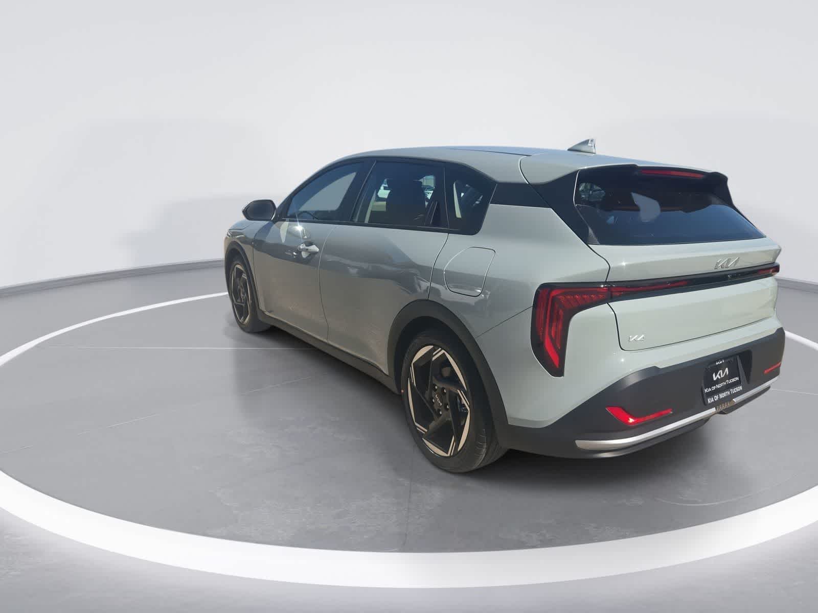2026 Kia K4 Hatchback EX