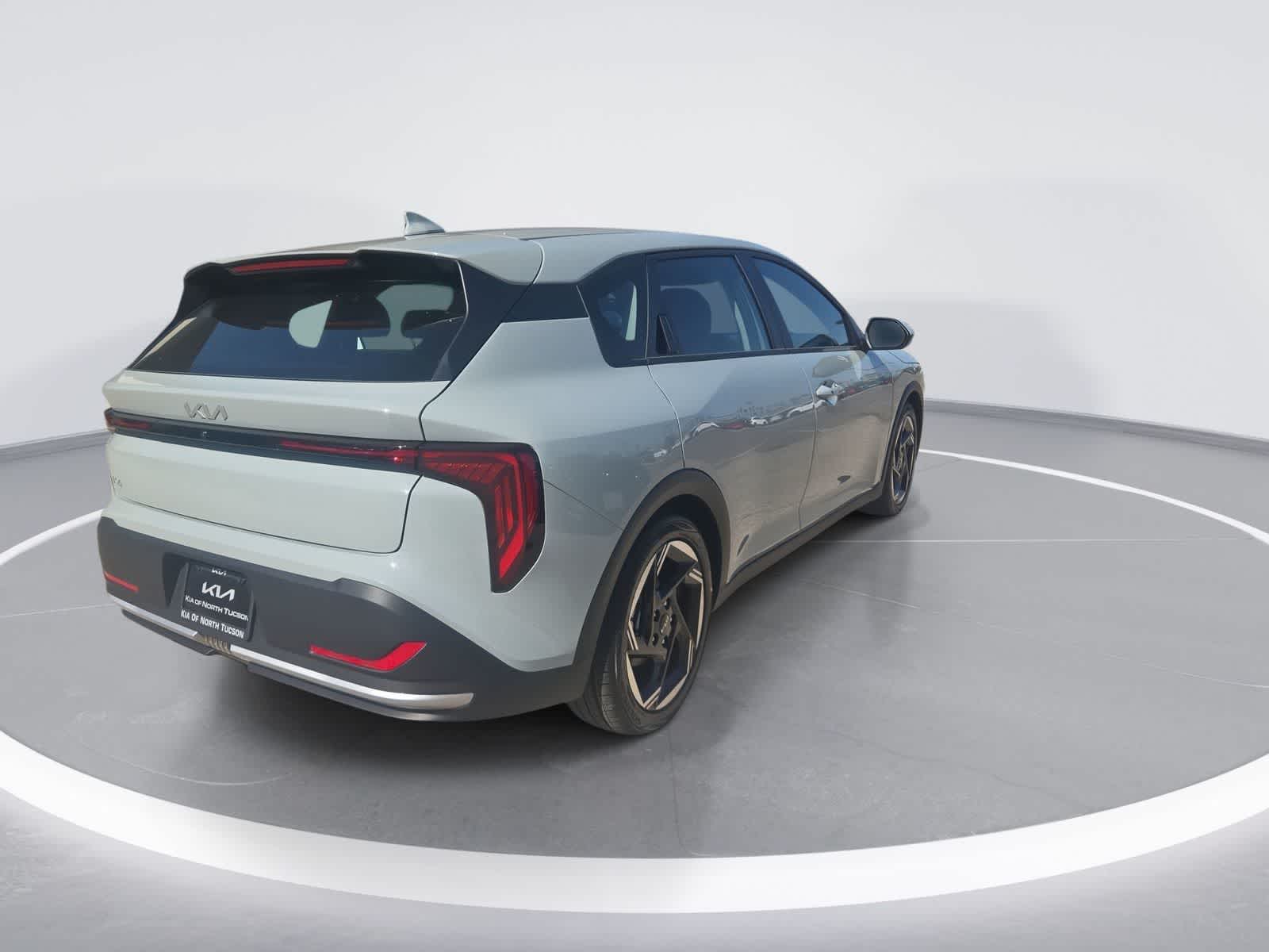 2026 Kia K4 Hatchback EX
