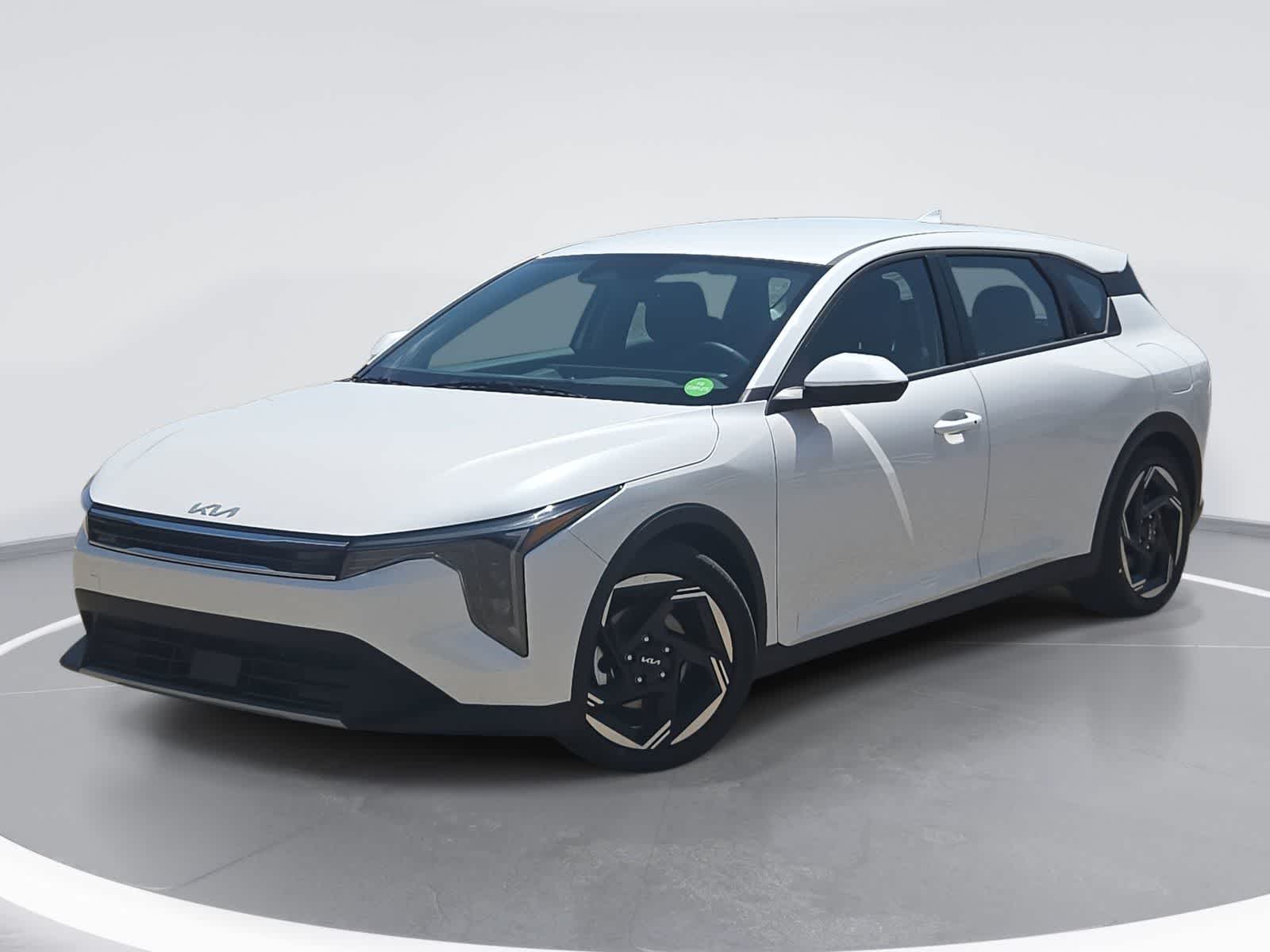 2026 Kia K4 Hatchback EX
