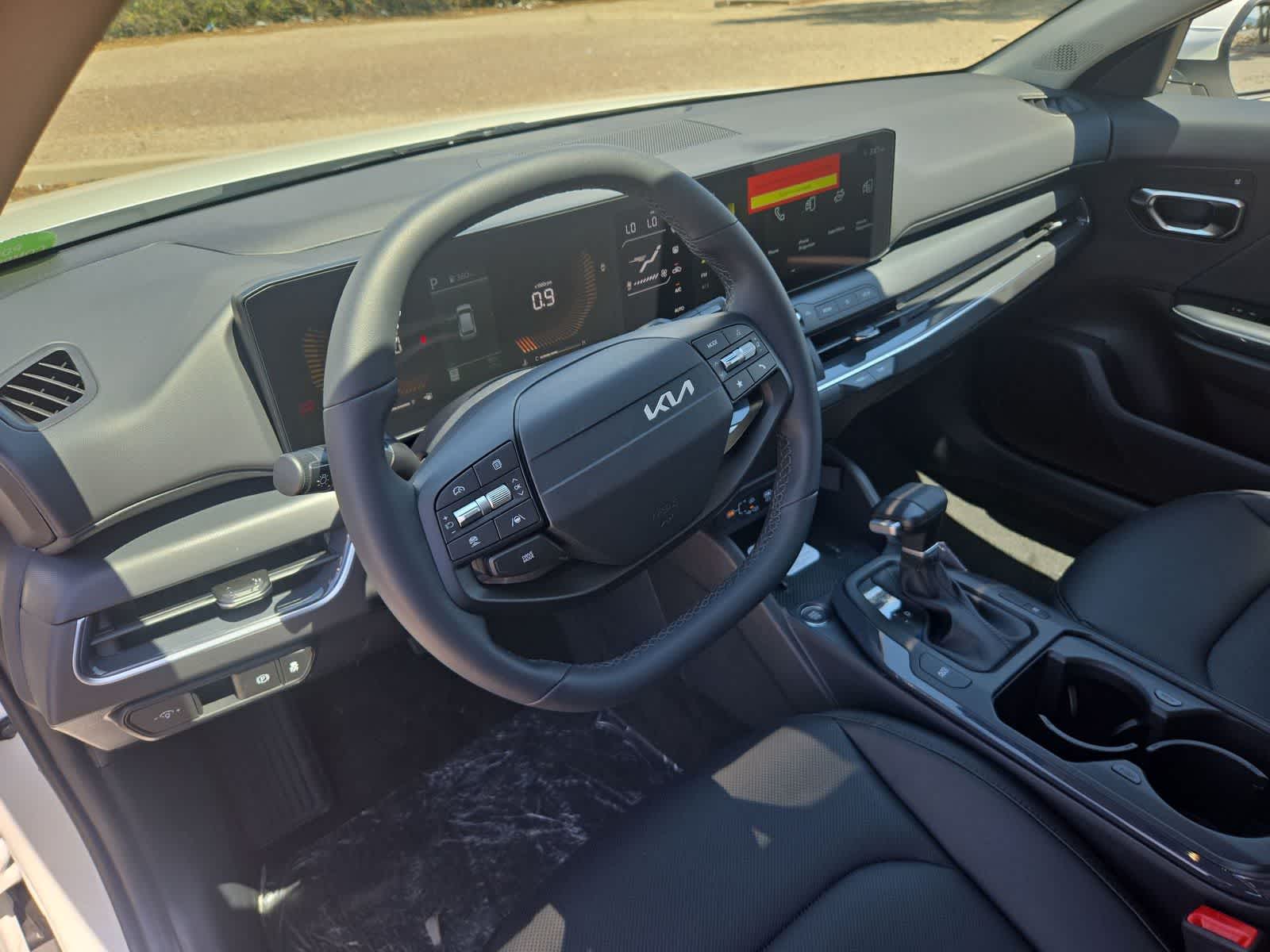 2026 Kia K4 Hatchback EX