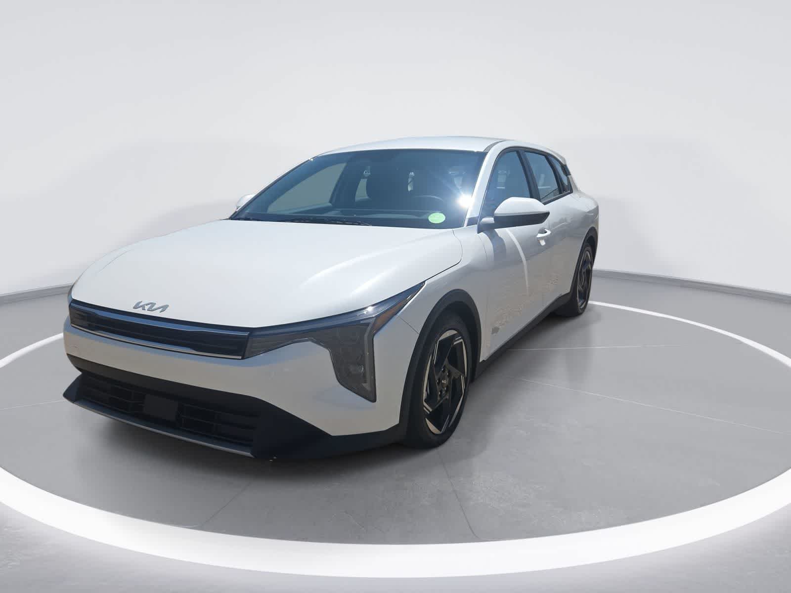 2026 Kia K4 Hatchback EX