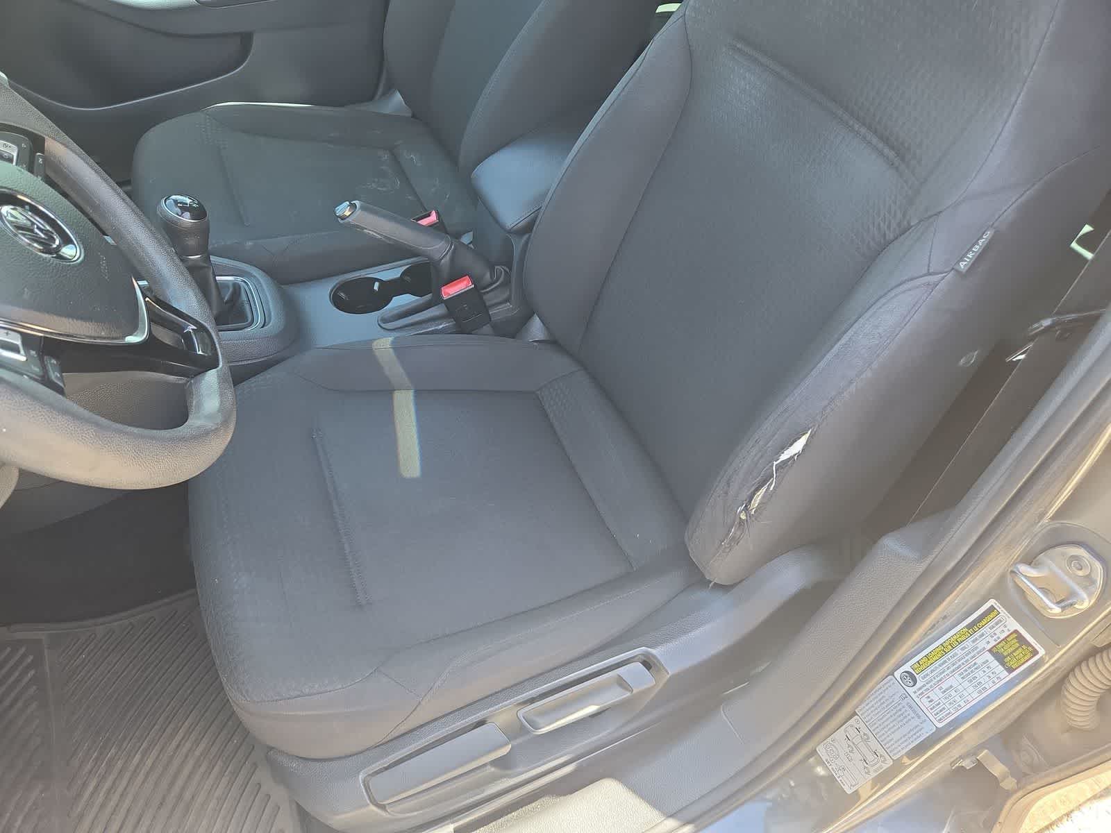 2015 Volkswagen Jetta 2.0L S