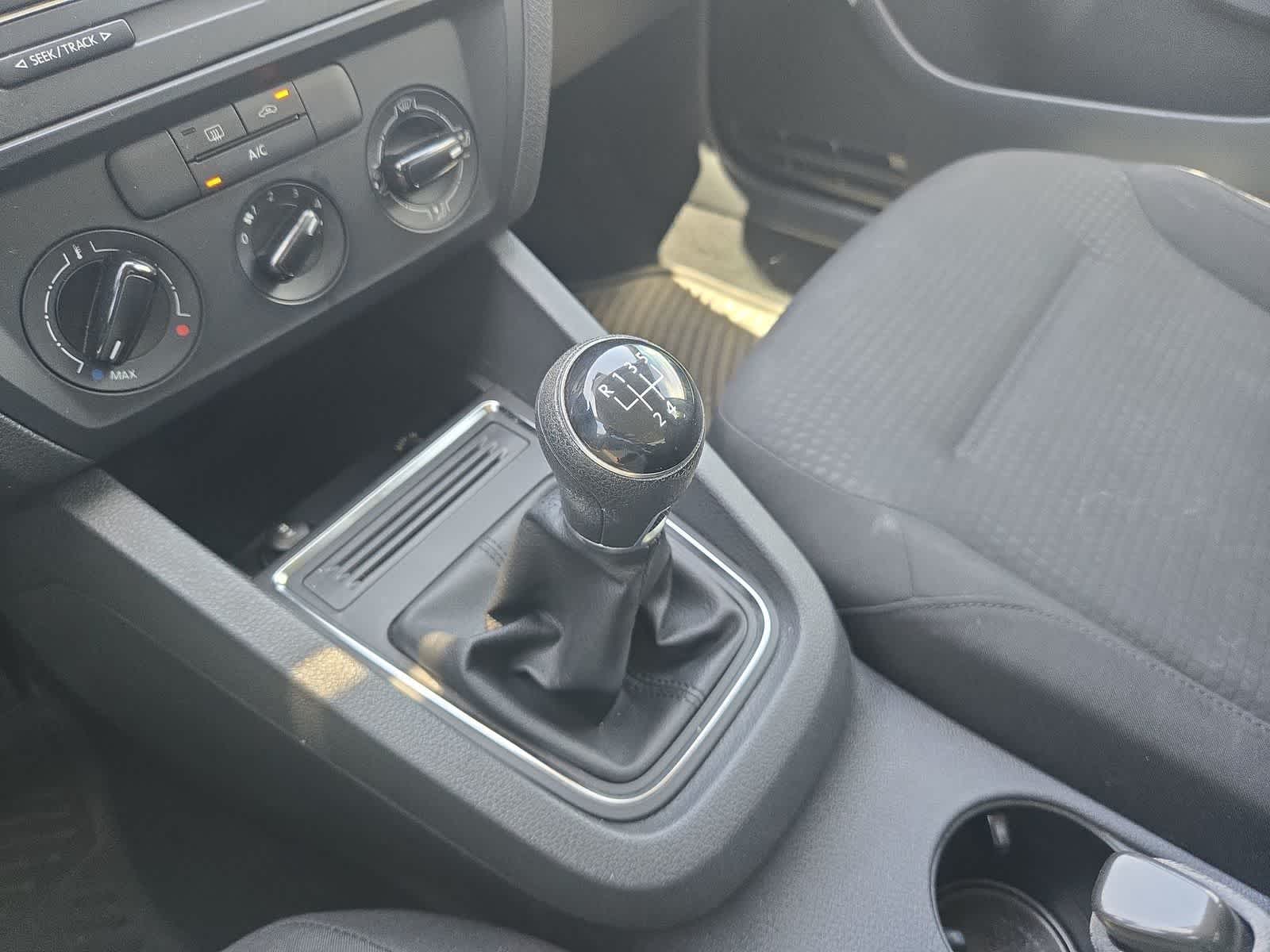 2015 Volkswagen Jetta 2.0L S