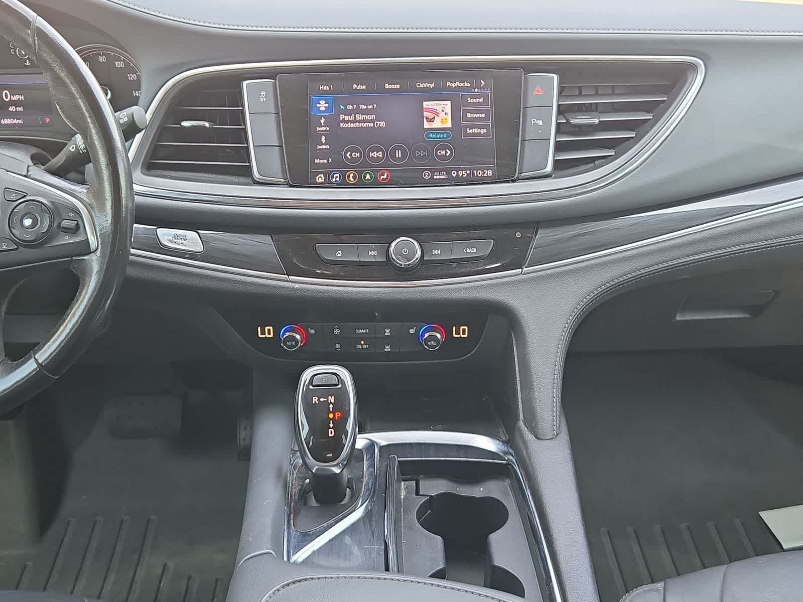 2021 Buick Enclave Essence