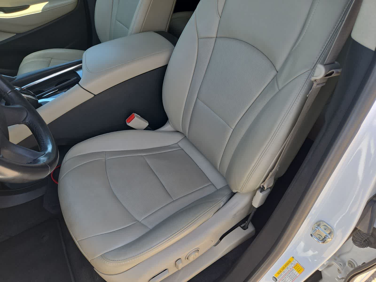2019 Buick Enclave Essence