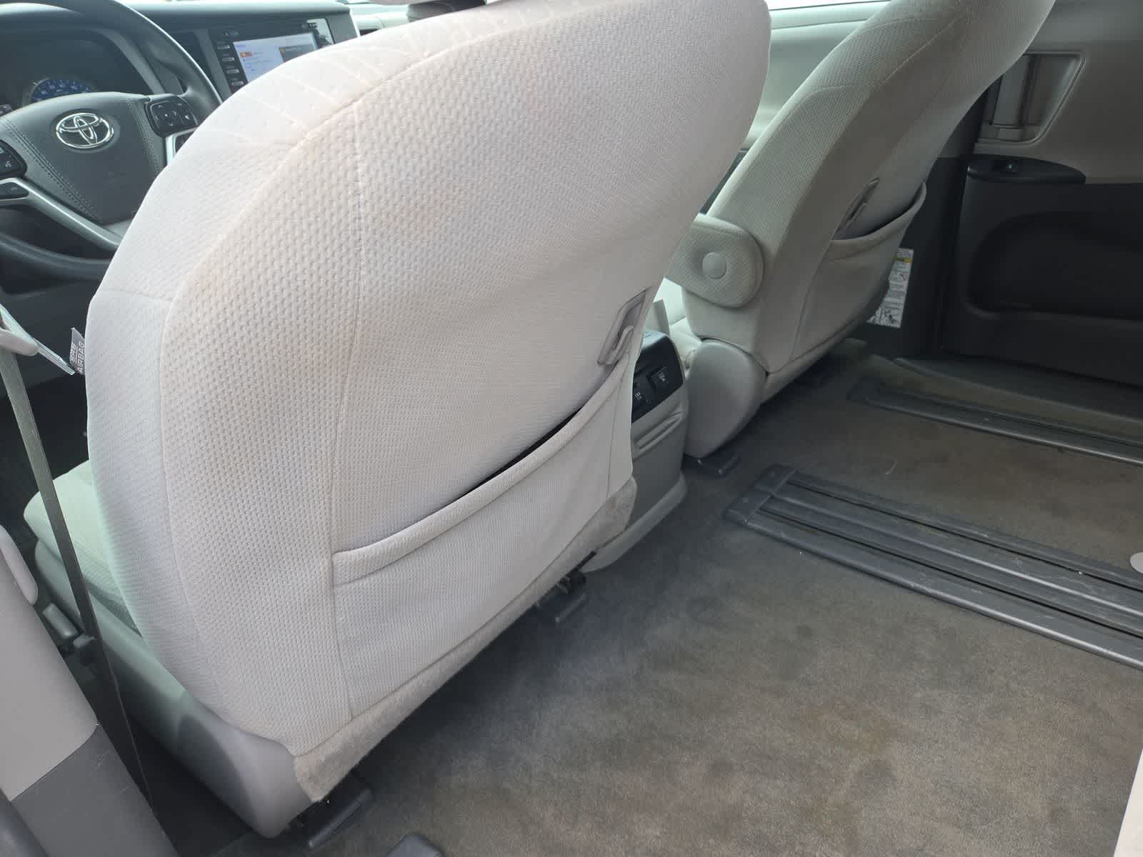 2018 Toyota Sienna LE
