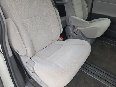 2018 Toyota Sienna LE