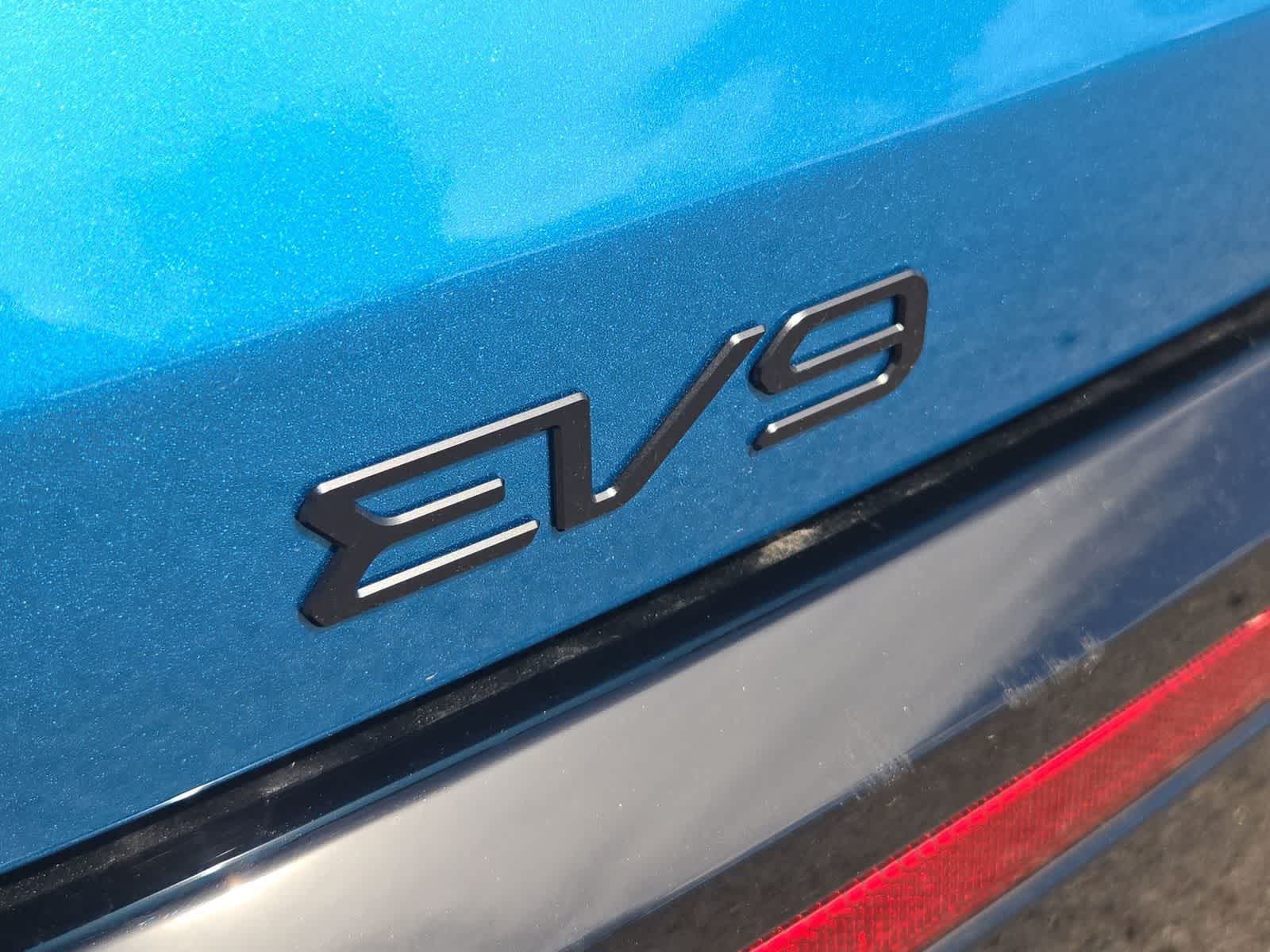 2026 Kia EV9 Land