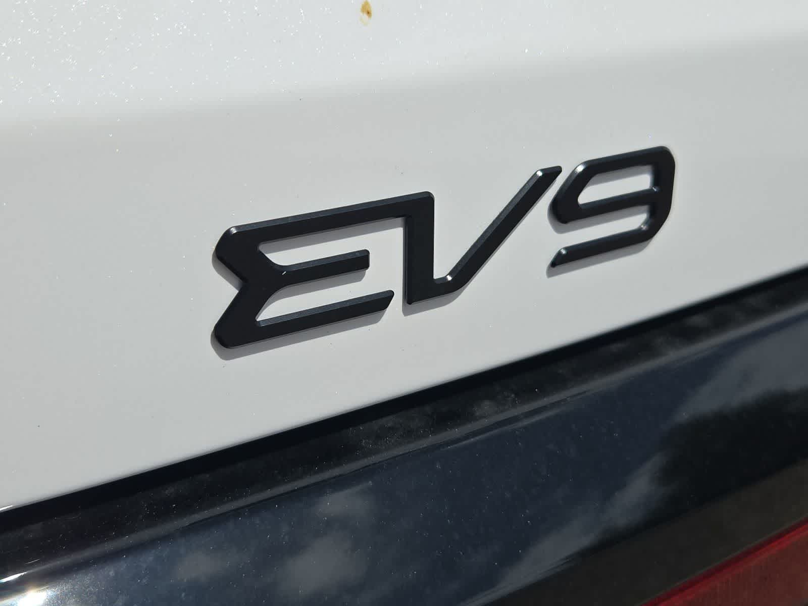 2026 Kia EV9 Land