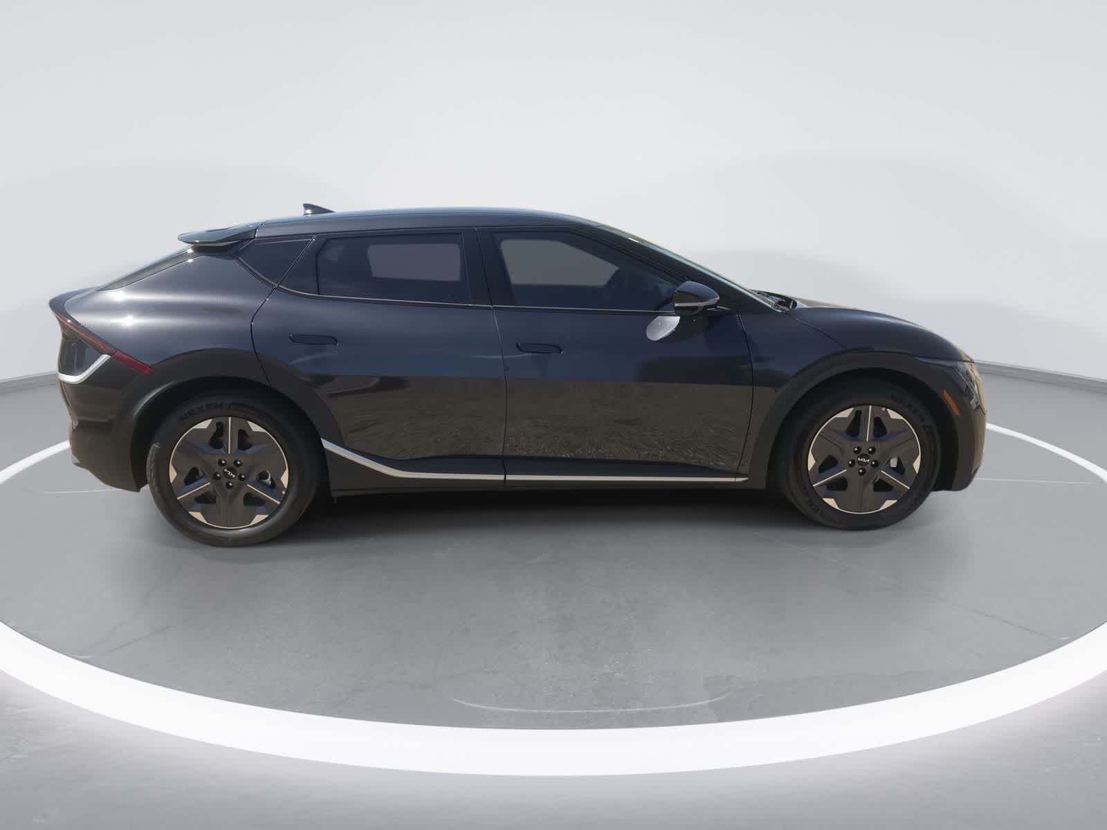 2026 Kia EV6 Light