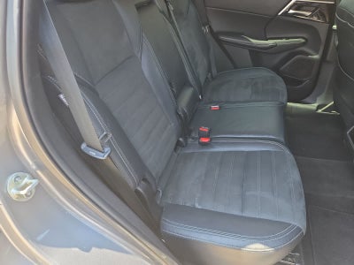 2022 Mitsubishi Outlander Base
