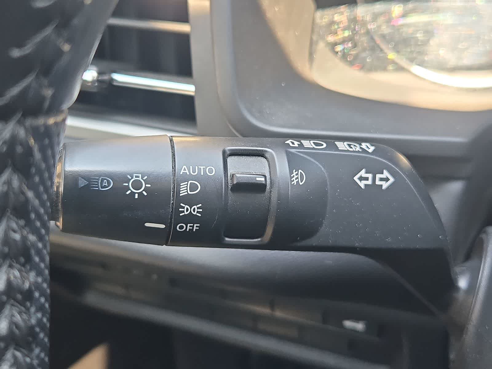 2022 Mitsubishi Outlander Base