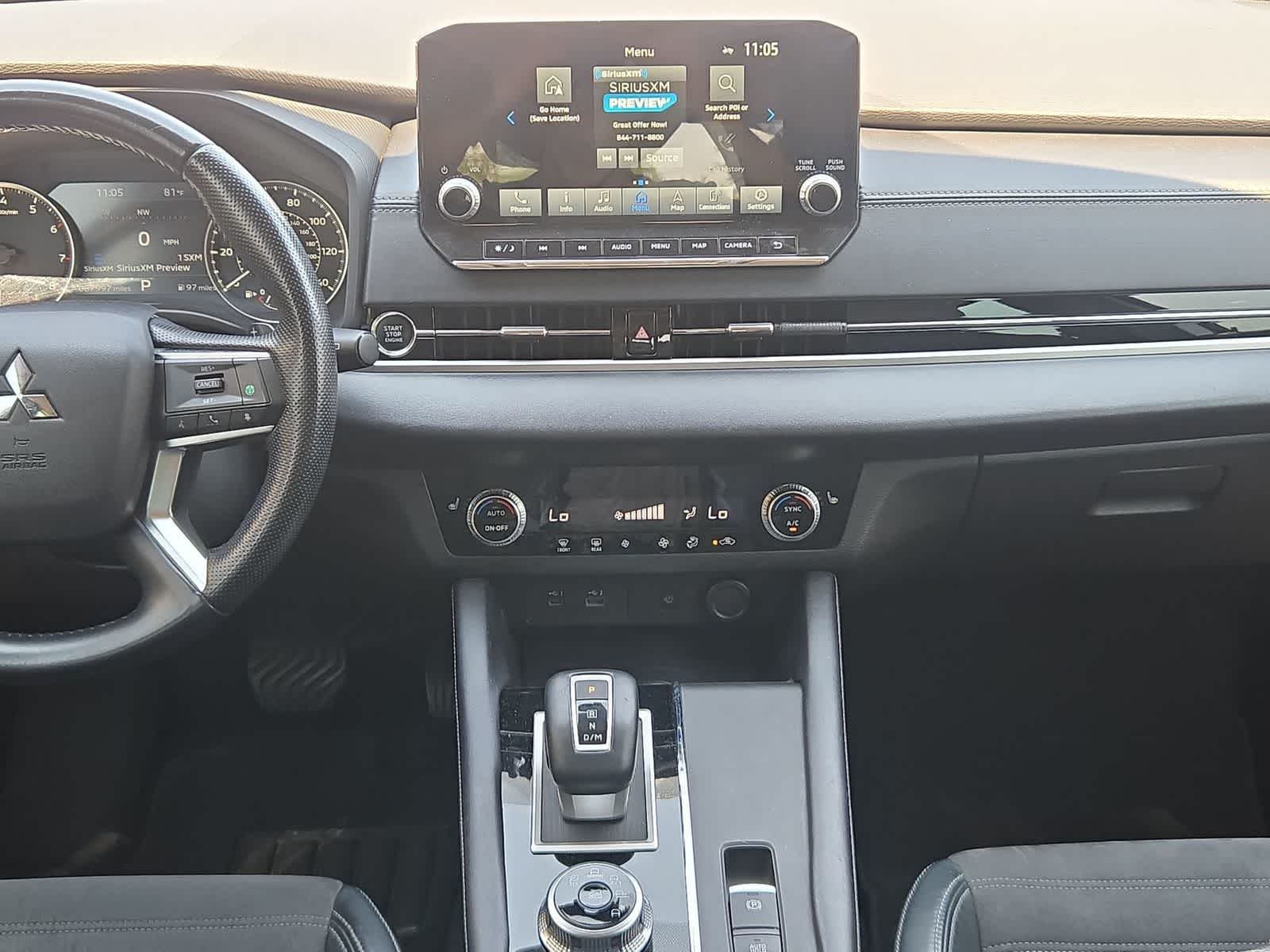 2022 Mitsubishi Outlander Base