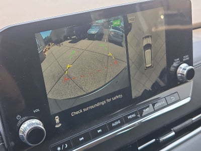 2022 Mitsubishi Outlander Base